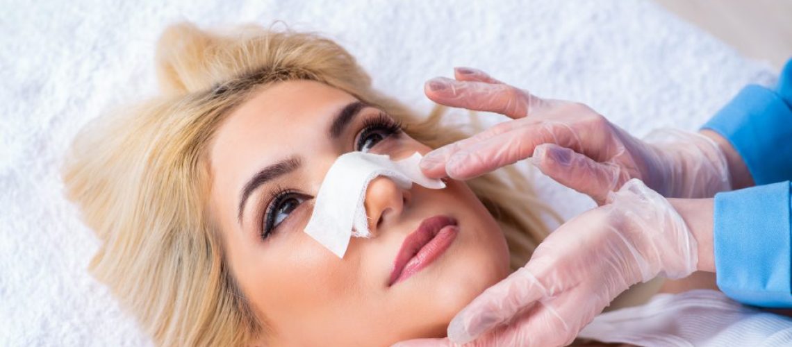 بهترین دکتر عمل بینی در تهران